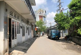 Bán dãy nhà trọ mặt tiền Thủ Đức-Thu 27 trieu/thang-2Tầng-110M2- 11 Tỷ